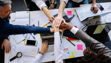 association-members-working-together