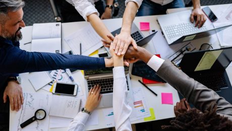 associations-working-together association-members-working-together
